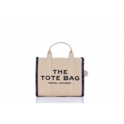 THE MEDIUM TOTE