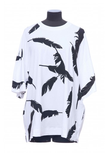 CUT AND SEW FEATHERS ON T-SHIRT