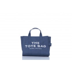 THE MEDIUM TOTE